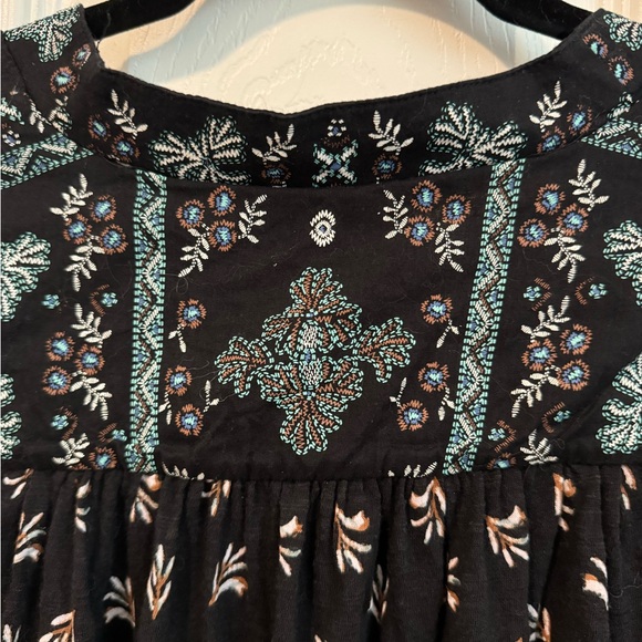 Sleeveless top - Picture 6 of 6